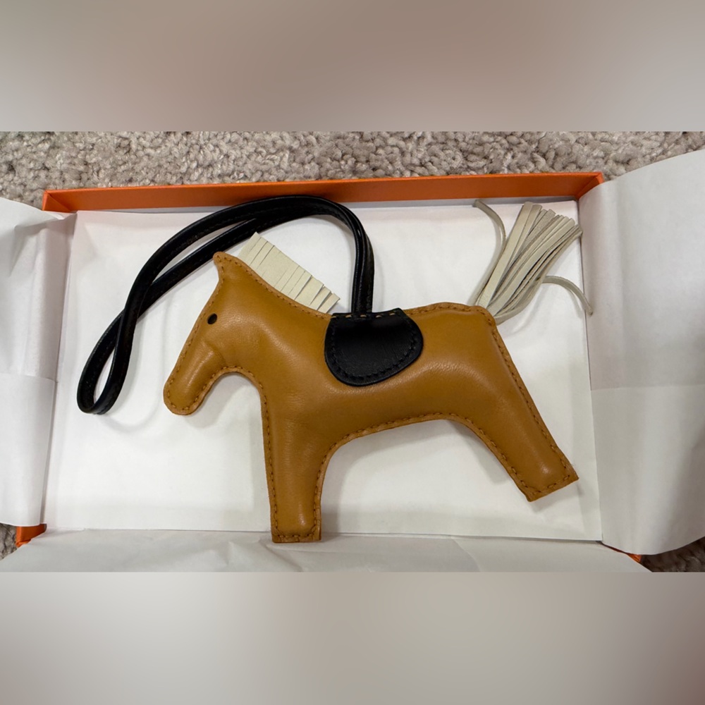 Hermes Rodeo MM charm